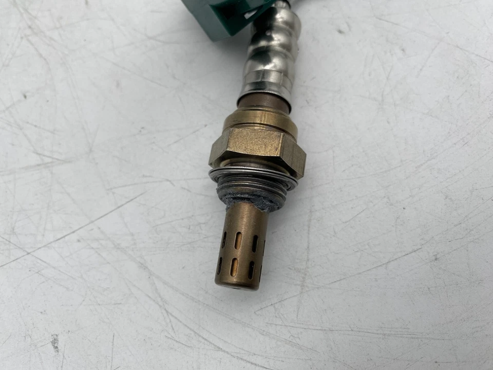 Sensor de oxígeno de escape Bosch 15523 para Infiniti M45 M35 G35 350Z 2003-2006 NUEVO Foto 3 de 4