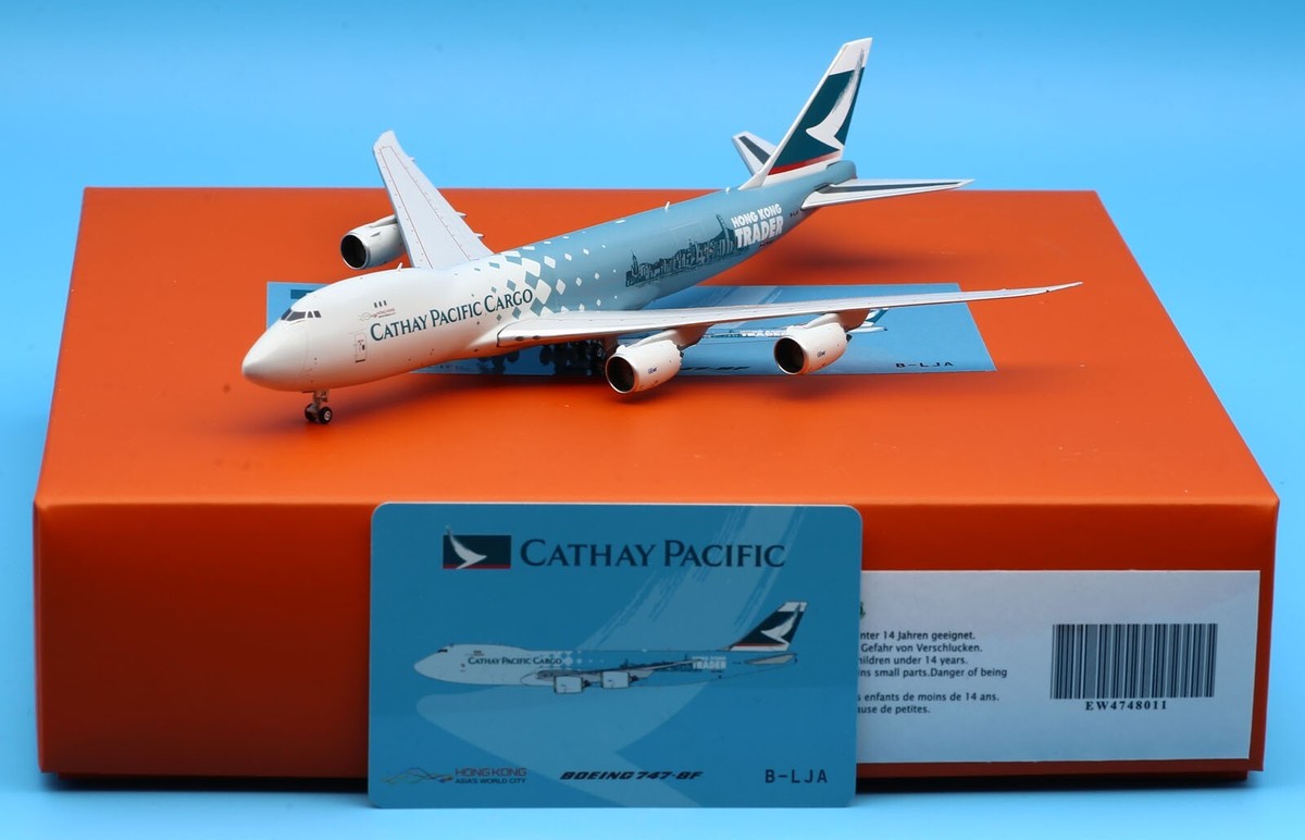 1/400 CATHAY PACIFIC B747-400 リース塗装モデル 1/400 CATHAY PACIFIC B747-400 リース塗装モデル Phoenix 747