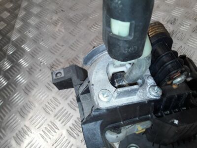 Genuine Peugeot 308 CC 308cc 1.6 Petrol Manual Gear Selector  