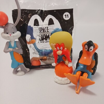 Space Jam A New Legacy McDonald's Toy Bugs Bunny Roadrunner