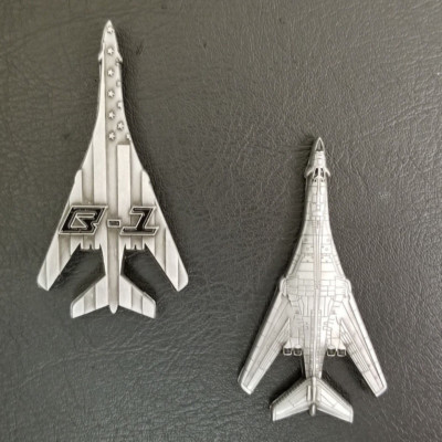 B-1 ''The Bone'' Lancer Bomber Military Aircraft Shaped Challenge Coin