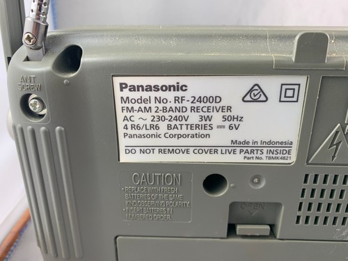 Panasonic RF 2400D AM/FM Radio Silver/Grey - Tested & Working (L) - Picture 7 of 12