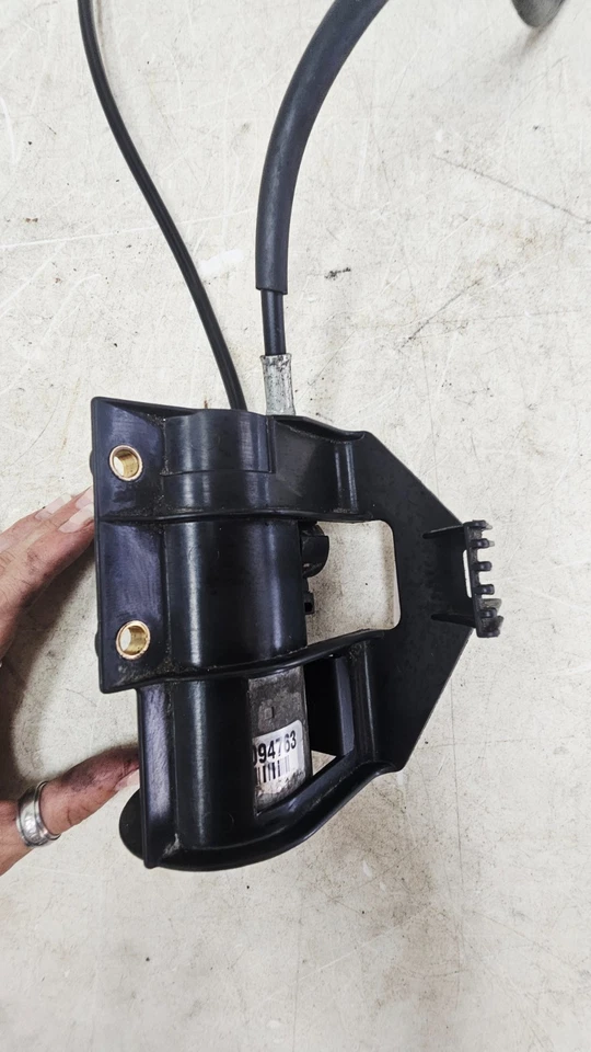 Módulo de unidad de bomba ABS trasero Harley Heritage Softail 2011 + cable Foto 2 de 4