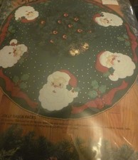 Bucilla Santa Face 43  Christmas Tree Skirt K...