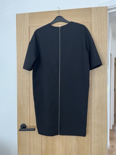 COS Black Dress 68% Wool 8 Excellent Condition - Picture 4 of 5