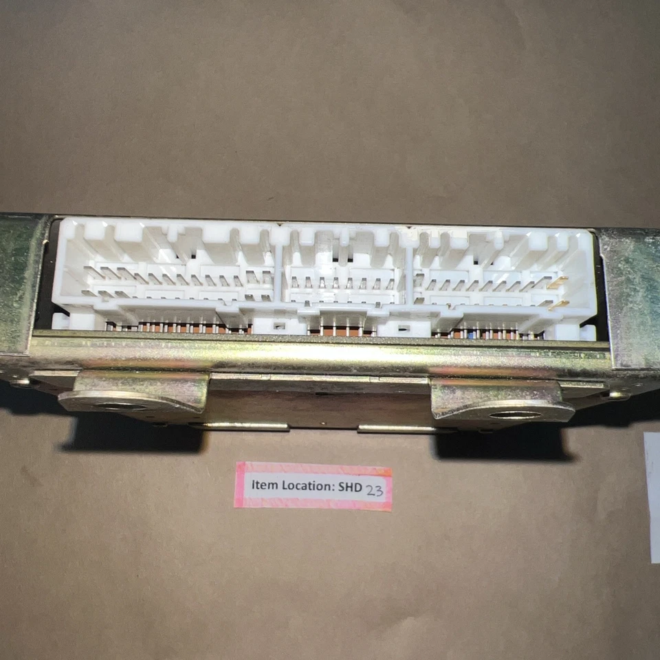 1995 MITSUBISHI EXPO ELECTRONIC ENGINE CONTROL MODULE MD302440 - Image 3 of 4
