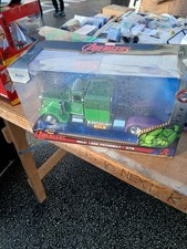 JADA 35179 Peterbilt - 379 Tractor Truck 3-Axis Hulk 1992 - 2 Tone Green - 1/24