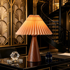 Metal Table Lamp for Luxurious Classic Living Room