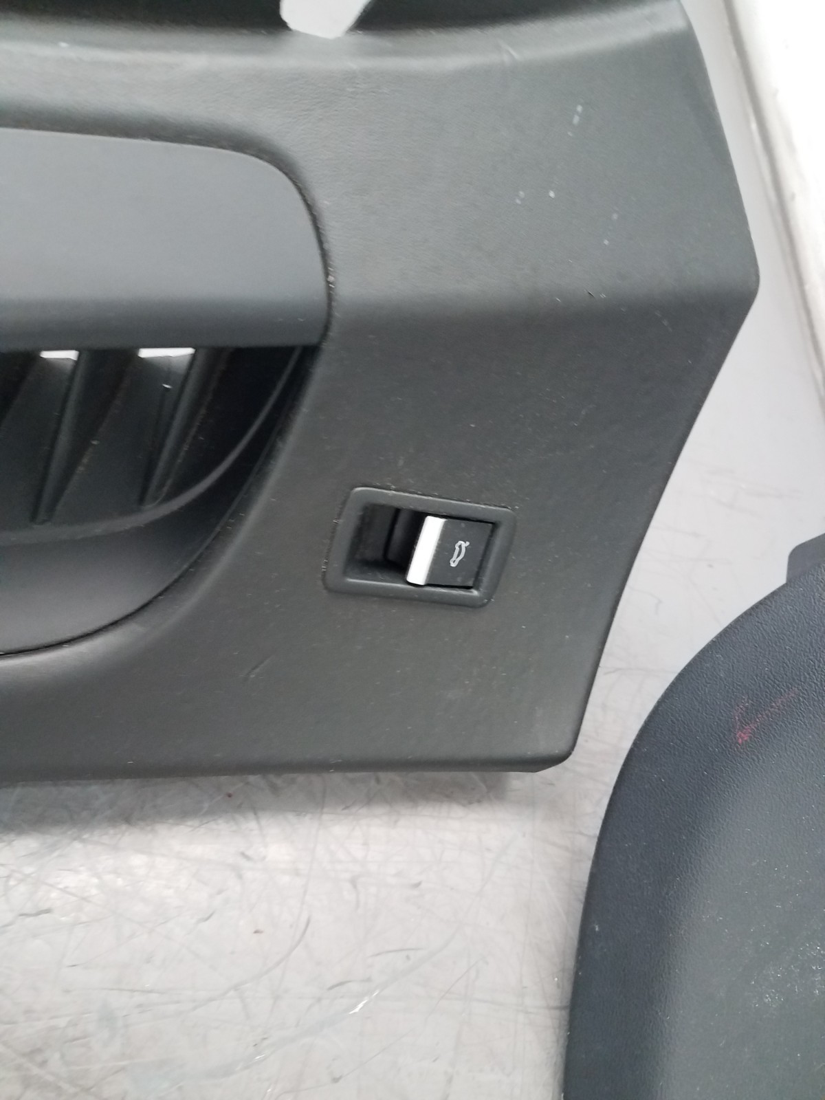 2017 Audi R8 V10 Plus Spyder Interior Lower Pillar Trim Panels #4720 CA2