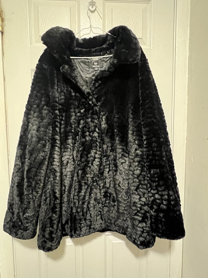 Chaqueta de invierno Dennis Basso negra de piel sintética para mujer talla XL elegante de felpa usada en excelente estado Foto 2 de 4