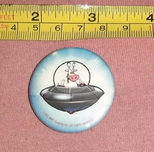 WMS Gaming 2011 Casino Slot Machines Cow Driving Flying UFO Button Pin Pinback
