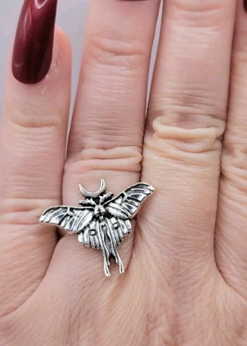 Luna Moth Ring - Adjustable, Insect Ring, Cottagecore, Gift, Bug Ring,  - Picture 3 of 4