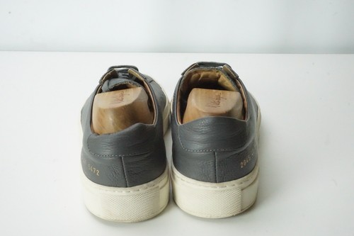 Zapatillas Common Projects Originales Cuero Bajo Gris Blanco 2045 40 5472 - Imagen 4 de 9