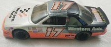 1992 Racing Champions 1:24 DARRELL WALTRIP#17 Western Auto Lumina