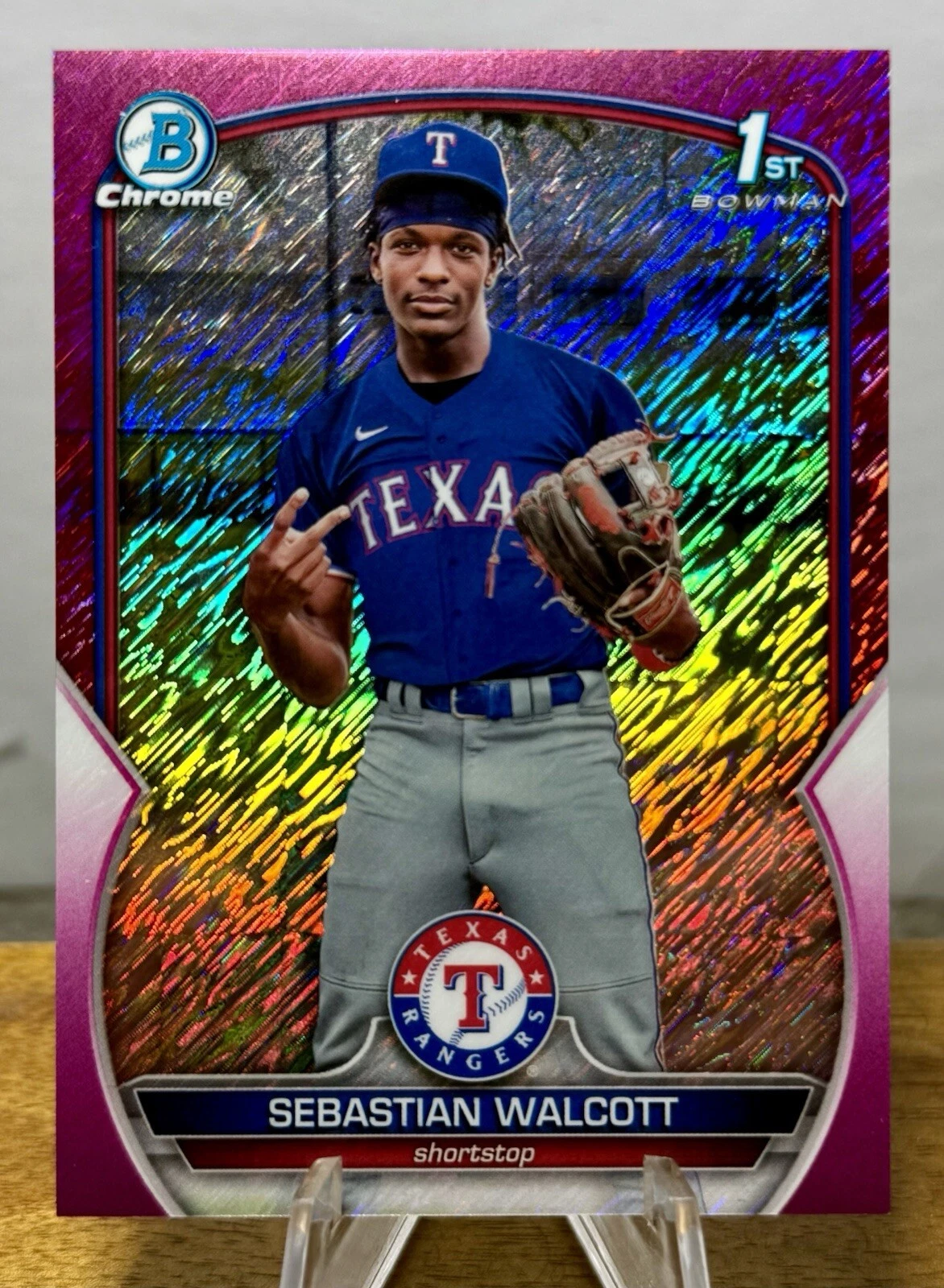 SEBASTIAN WALCOTT -  PINK FUCHSIA VAPOR /199 - 2023 BOWMAN CHROME (1ST BOWMAN)🔥