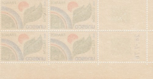 Bloc de 4 timbres Coin daté 1976 Unesco - Foto 2 di 2