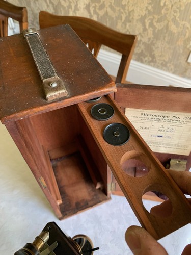 Antique W. Watson & Sons Ltd - Praxis Model Brass Microscope - circa 1914, Cased - Picture 20 of 24