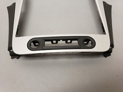 りーたむ様 2008-2012 Chevy Malibu Radio Climate Control Trim Bezel
