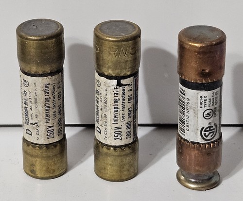 (3) Fusibles de retardo de tiempo Fusetron - FRN 1 6/10 amperios y FRN-R 30 amperios - Imagen 2 de 2