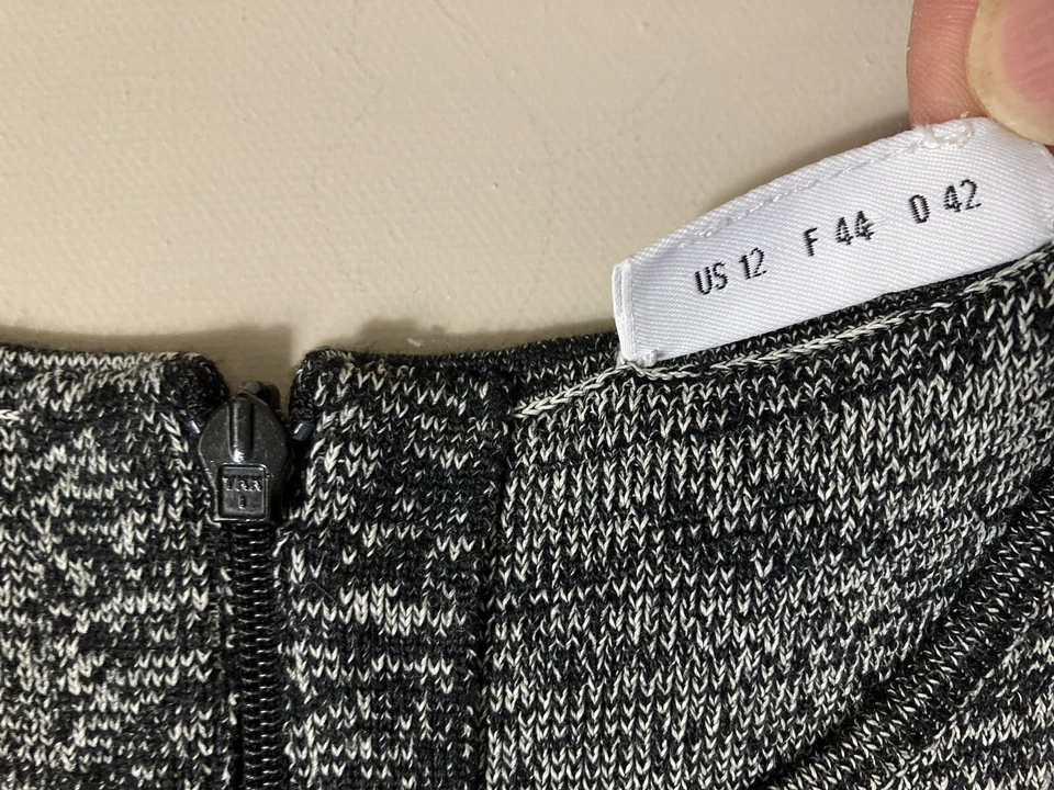 Vestido de lana elástico tejido Akris Punto negro jaspeado talla US 12 EUC inv19 Foto 4 de 4