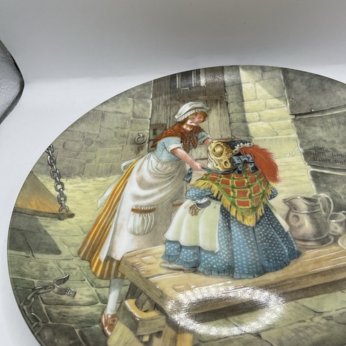 Wedgwood Wind in the Willows Plate: Escape From Jail - Plate Hanger On Back - Picture 2 of 8