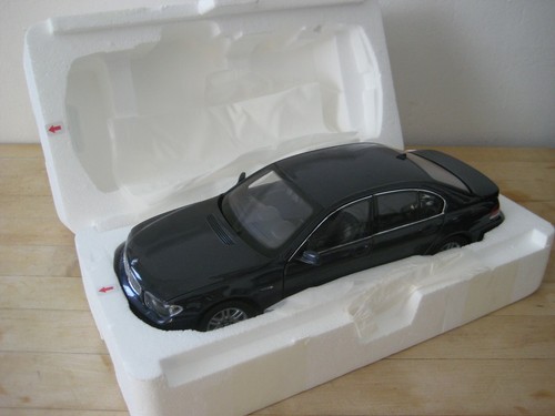 Kyosho bmw e65