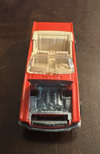 Ford Mustang 1965 convertible de colección 1983 Hot Wheels paredes blancas Malasia como nuevo - Imagen 5 de 6
