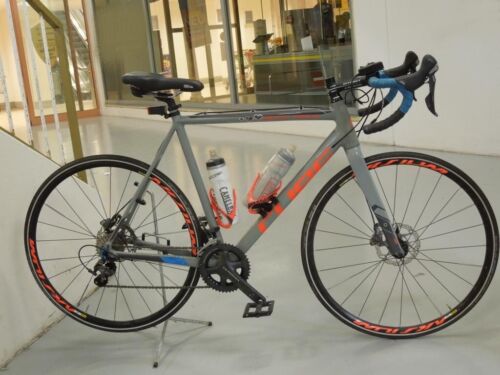 CUBE Cyclo Cross, 28 Zoll, Aluminium Superlight, 1A Zustand, mit Ständer - Bild 3 von 15