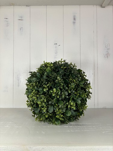 Wildwood & Cypress Artificial Boxwood Topiary Ball, The Ann, 21 in, UV Rated - Picture 3 of 4