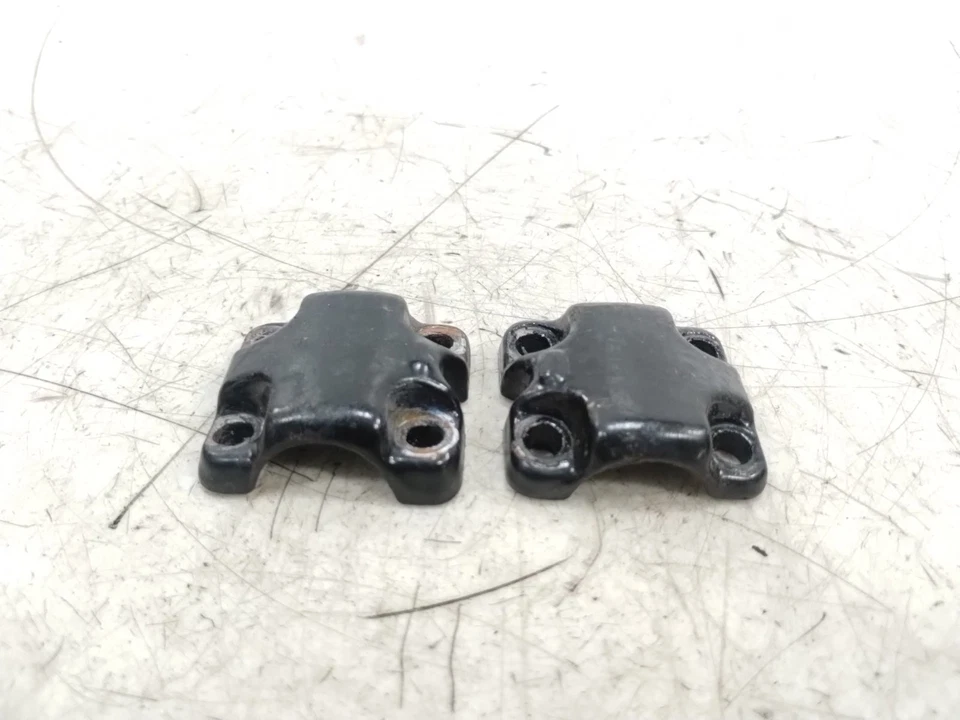 Can-Am Spyder RT 990 2011 manillar izquierdo y derecho clip en abrazaderas par Foto 4 de 4