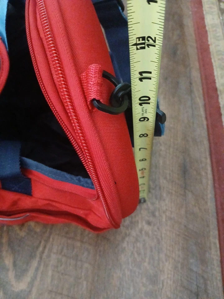 TOMMY BAHAMA BAGS & TUMBLER DUFFLE EXPANDS 20.5 X 11.5 X 11.5 Red - Image 3 of 4