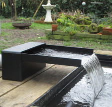 WASSERFALL für Teich/Bachlauf 40cm , Lippe 25cm , Anschluss 32mm