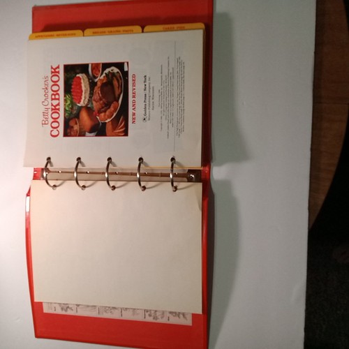 Betty Crocker Cookbook Vintage 1986 5 Ring Binder 1st Edition - Picture 3 of 11