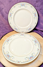 2x Royal Doulton Bone China Romance Collection "Juliet" 27.5cm Dinner Plates VGC