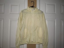 Vintage LACOSTE CLUB Men's Large Light Yellow Jacket Gator Logo Windbreaker Hood
