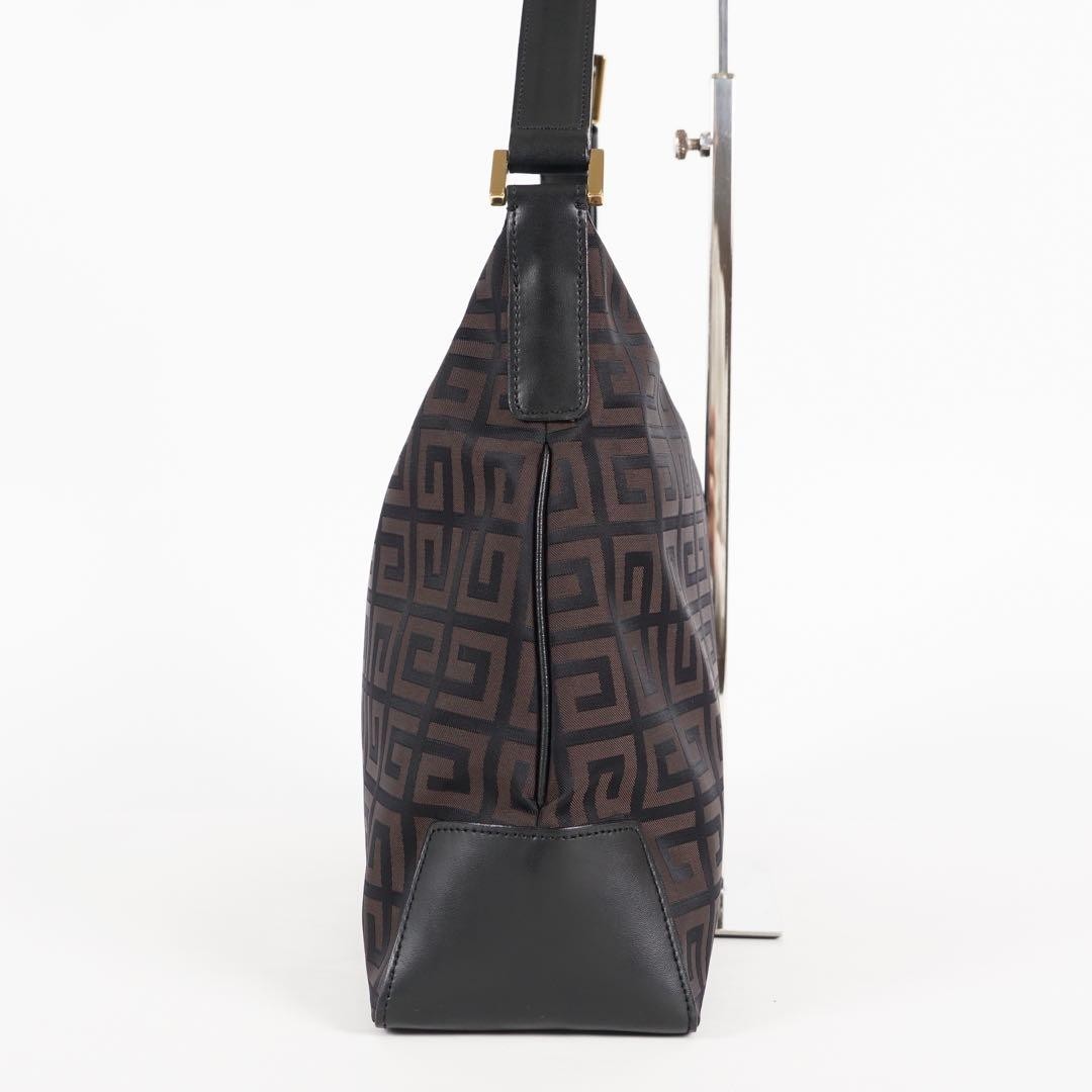 GIVENCHY 4G Monogram Leather Shoulder Bag Black Tassel Charm Auth From Japan thumbnail 4