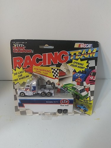 Racing Champions Racing Team Richard Petty STP 1991 5in. Trailer - Picture 1 of 6