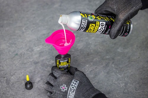 Dry Bike Chain Lube - Muc-Off Bio Dry Bike Chain Lube - 300ml, Aluminum Refill - Picture 2 of 2