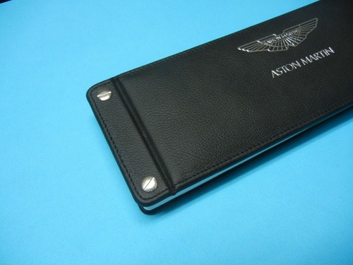 ASTON MARTIN VANTAGE V8 OWNERS MANUAL IN EXCELLENT CONDITION - Picture 3 of 12