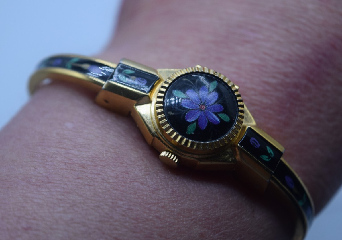 PEEKABOO Trachtenuhr Rare VTG Hand Painted Floral Enamel RAVISA Gold Tone Watch Chandler Peek-a-Boo Quartz Watch with Red Floral Enamel  main image 4