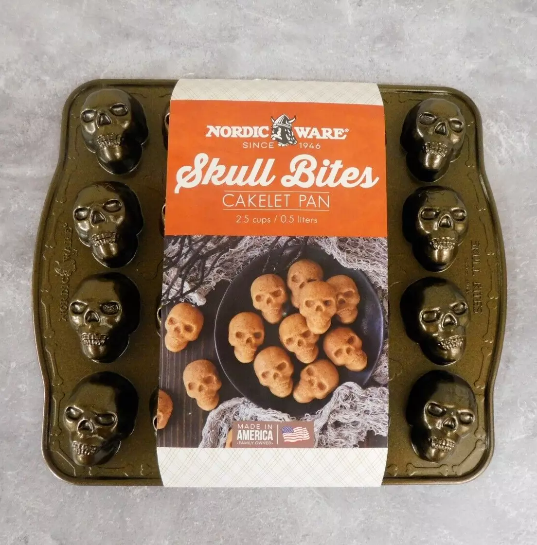 Nordic Ware - Haunted Skull Cakelet Pan