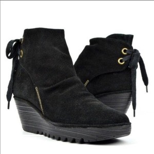 tie wedge booties