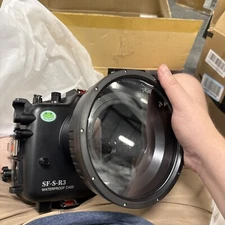 SeaFrogs Waterproof Housing [40M/130FT] for Canon EOS R3 + WA005F Dome Port