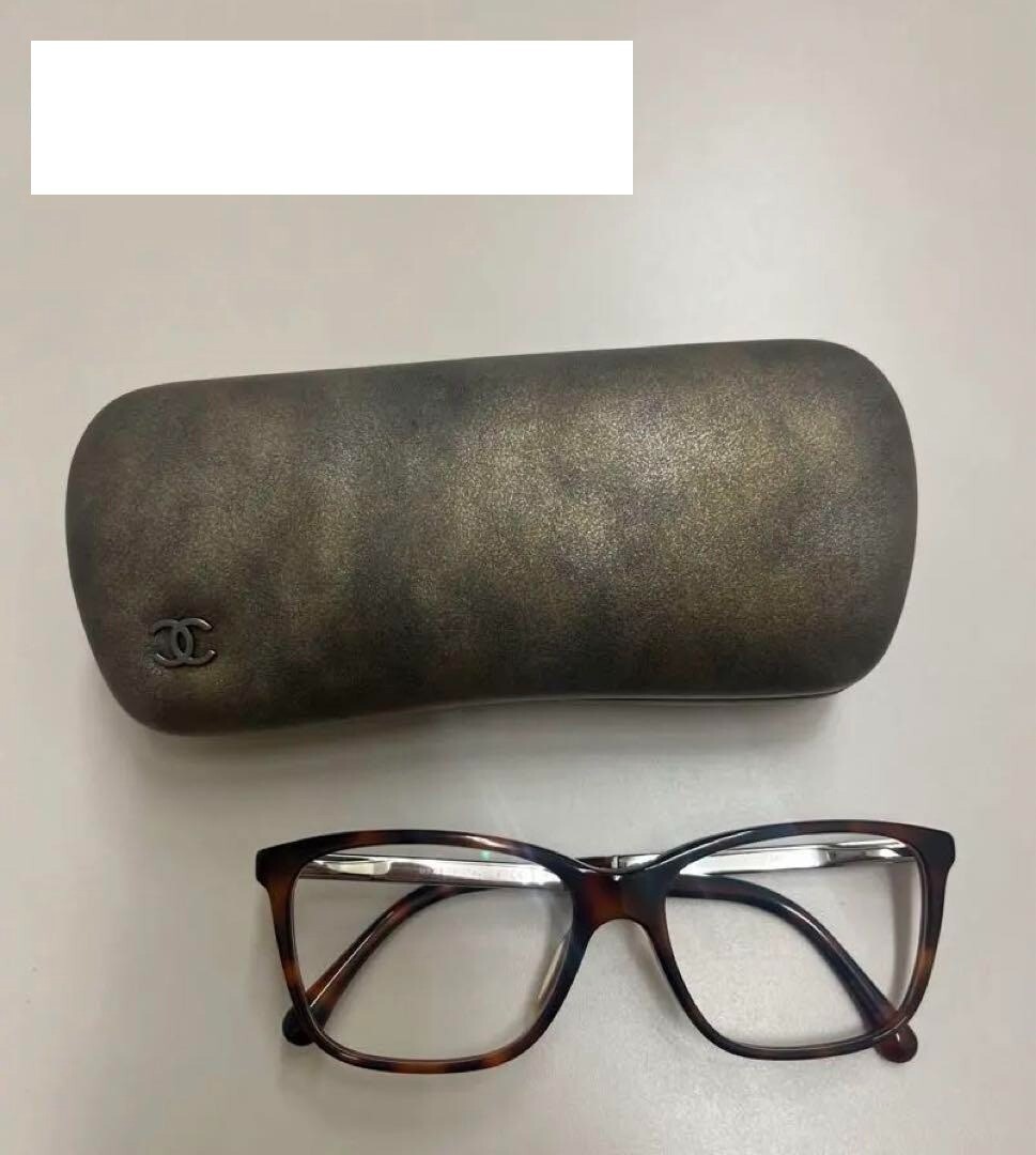 CHANEL 3331 Brown Silver Frame Sunglasses with Coco Mark