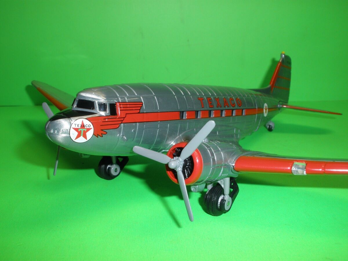 【BURTLE】AIRCRAFT FUN UNIT AC311 Wicked Wanda” flies final mission > Hurlburt Field > Article