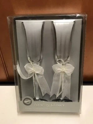 Wilton Platinum Pearls Fluted Toasting Glasses NEW - Photo 1/3