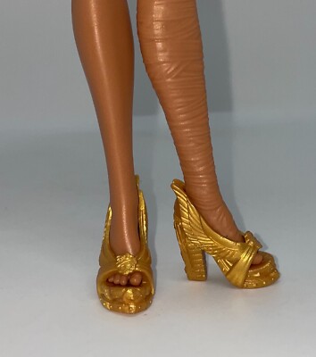 Monster High G3 Golden Glam Beauty Gore-Ganizer Cleo De Nile Doll Outfit Shoes