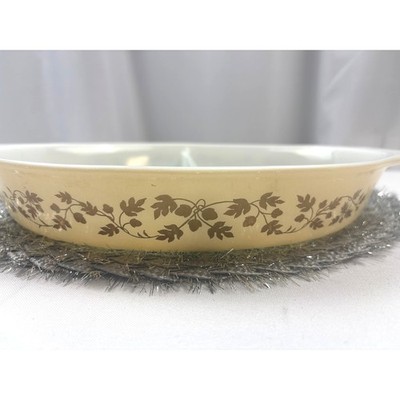 Vintage Pyrex Golden Acorn Casserole Dish 1960s Cream/Gold Bakeware No Lid