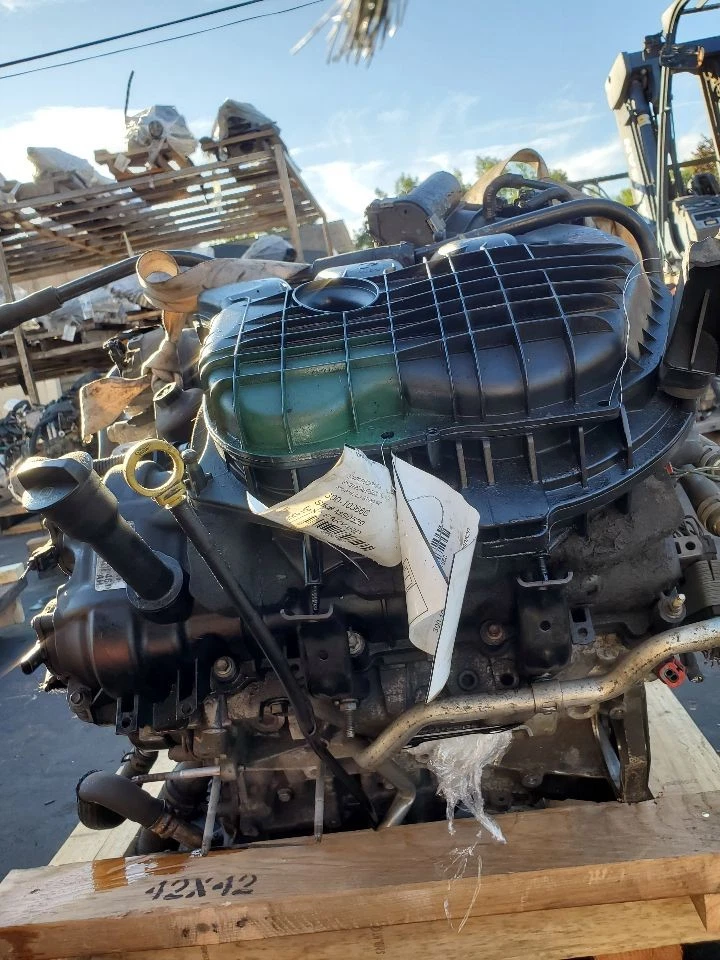 Used Engine Complete Assembly fits: 2015 Dodge Caravan 3.6L 6 cylinder VIN G 8th - Изображение 4 из 4