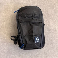 Evergoods Mountain Panel Loader 22 - Carryology Kludde Edition - Black